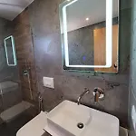Anxhelo Διαμέρισμα Εξαμίλιο