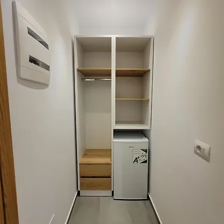 Anxhelo Apartment