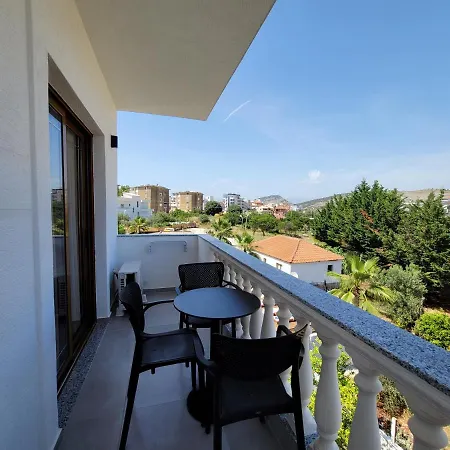Anxhelo Apartment