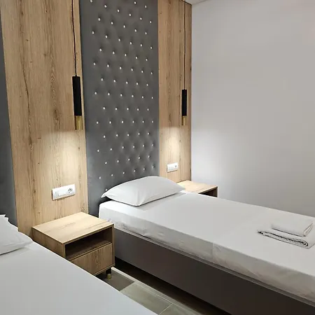 Anxhelo Apartment Ksamil