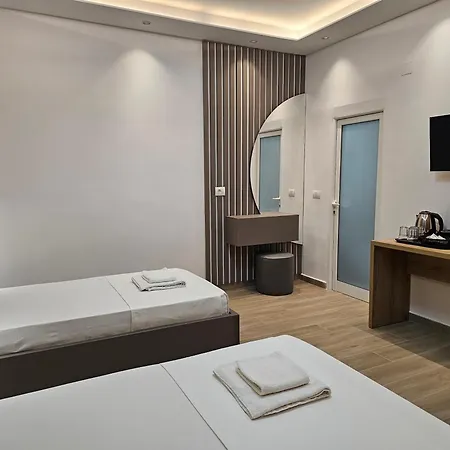 Anxhelo * 卡萨米尔