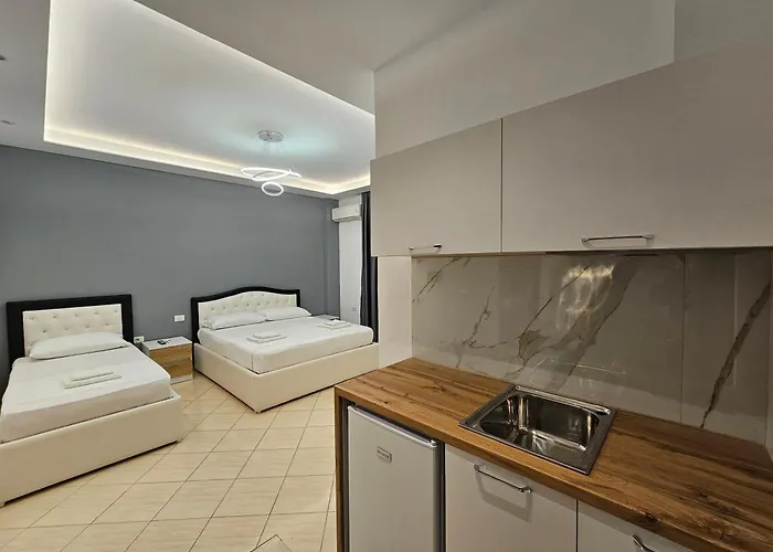 Anxhelo Apartmán *