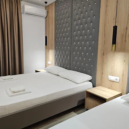 Anxhelo Apartment
